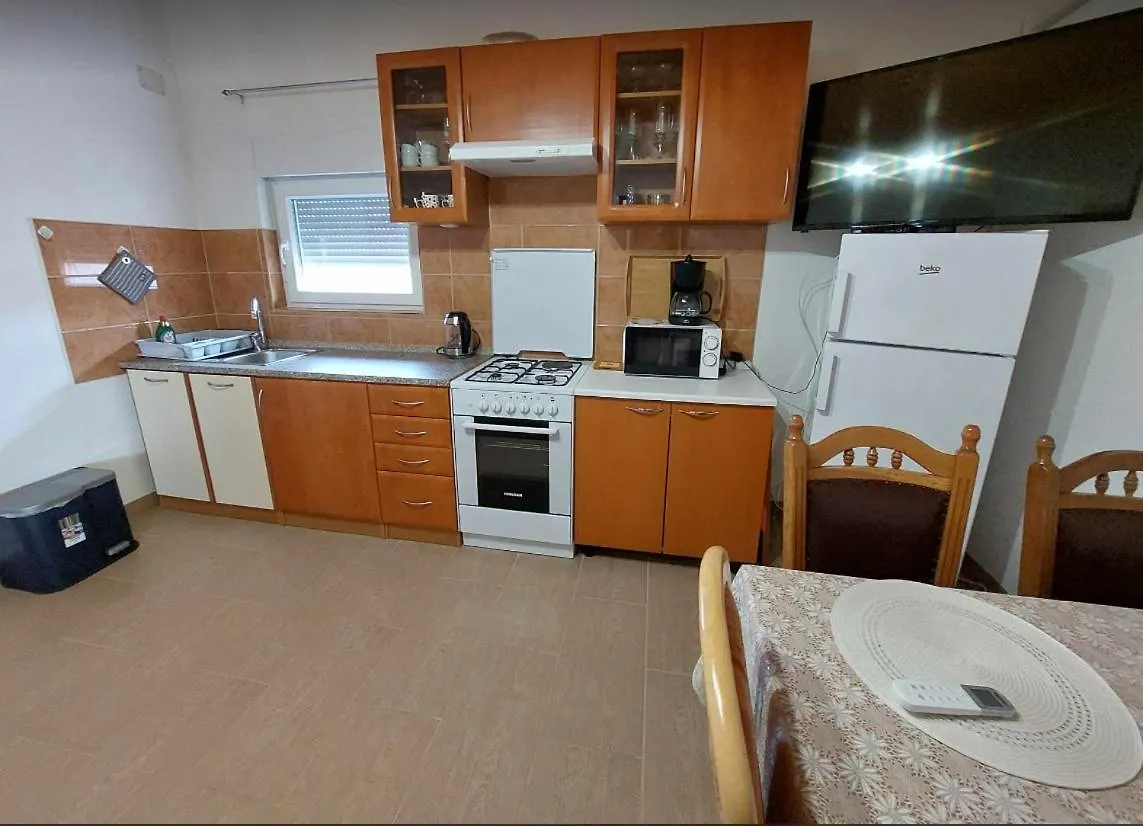 Apartment Apartmani Matan Vir