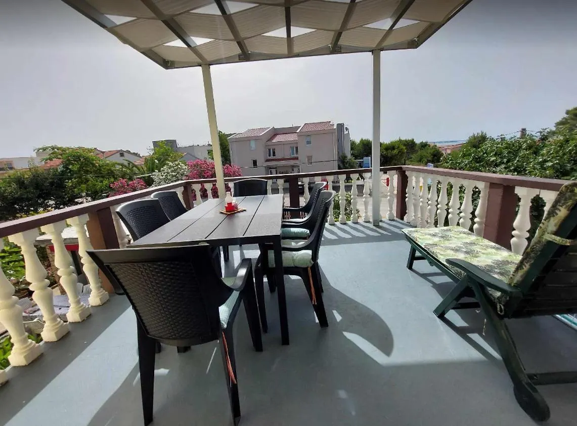 Apartment Apartmani Matan Vir